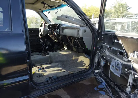 2006 GMC Yukon Denali z USA, uszkodzony, nr VIN 1GKEK63U26J123193